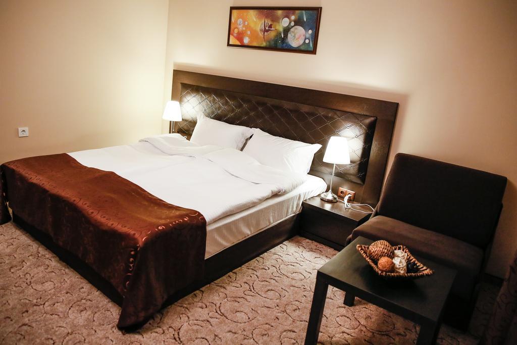 Einstein House & Spa Marchevo Room photo